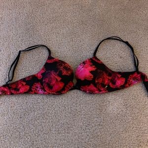 Victoria’s Secret Very Sexy Push-Up 34B